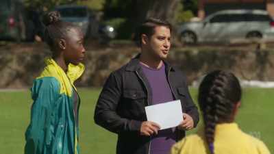 So, who would like
to do the race again? - The School That Tried to End Racism