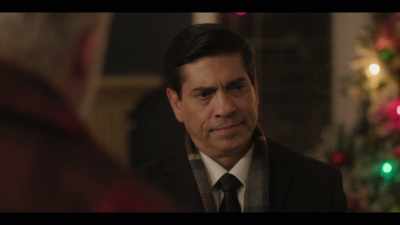 So, yes,
we do have the whole story. - Catch Me If You Claus