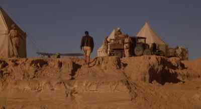 So,you didn't know
Madox shot himself. - The English Patient