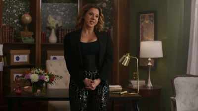 So if you would like to do an
interview about the Foundation, - The Jane Mysteries: Too Much to Lose
