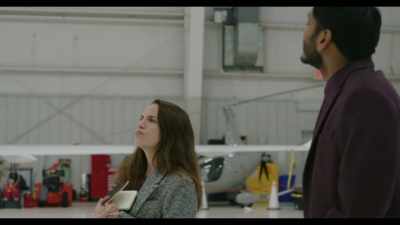 So you'd let me just walk
on to a jet, right now? - Inventing Anna