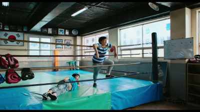 So you'll need to keep training
for about six months - My Punch-Drunk Boxer