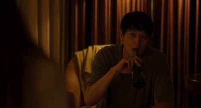 So-young, you never talk to woo-sung. - Broker