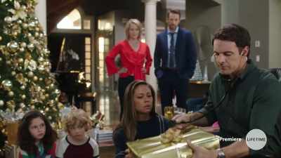So you're a doctor, huh? - A Twist of Christmas