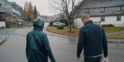 So, you're
a Russian criminal - Navalny