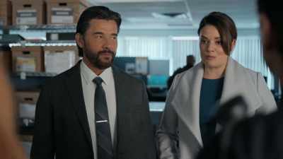 So you're Aurora Teagarden, - Aurora Teagarden Mysteries: Death at the Diner
