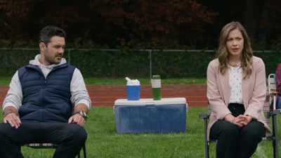 - So you're married? - Fourth Down and Love