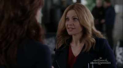 - So you're saying that Tannis - Aurora Teagarden Mysteries: An Inheritance to Die For