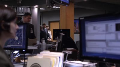 So, you're sure
they died on the 13th? - Bones