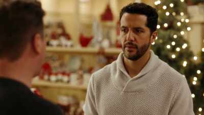 So, if you're telling me
right now, - Mom's Christmas Boyfriend