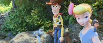 So you're uh with a kidIt's not Andy is itNo no no He went off to collegeBut he gave us to BonnieYou have a little girl No wayYeah yeah It's why I'm out hereHer other toy is trappedin this antique store and I have toSecond chance antiquesWe know that - Toy Story 4