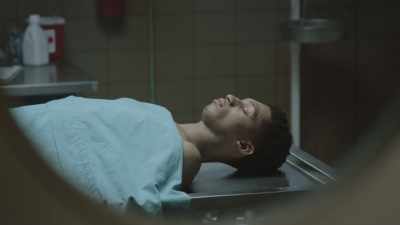 [sobbing]
Jason, Jason. - The Chi