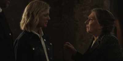 [sobbing] - Signora Volpe