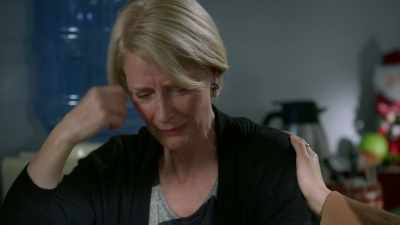 - (sobs) your aunt
was my only friend. - It’s Beginning to Look a Lot Like Murder