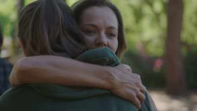 - [sobs] - Picture Perfect Lies