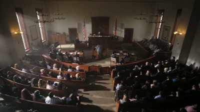 [soft dramatic music] - Bluff City Law