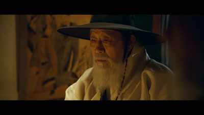 Soft-hearted, he left the palace
for us to send Yeong-sil away. - Forbidden Dream
