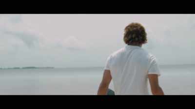 (soft melodic music)
(objects clattering) - Castaways