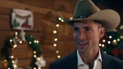 (soft music continues) - A Maple Valley Christmas