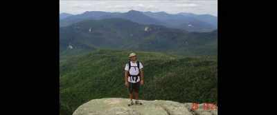 [♪ soft music playing] - Monster Inside: America's Most Extreme Haunted House