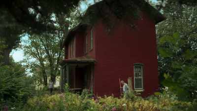 (soft mysterious music continues) - House on Rockingham