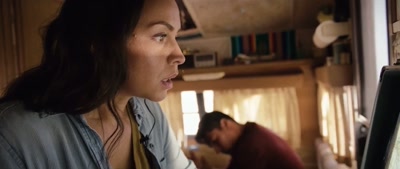(soft suspenseful music) - Deep Woods