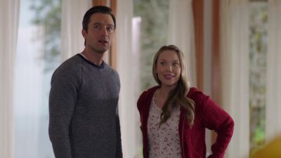 [SOFTLY]
It's perfect. - Chesapeake Shores