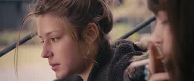Sois pas jalouse: toi aussi t'es mignonne. - Blue Is the Warmest Color