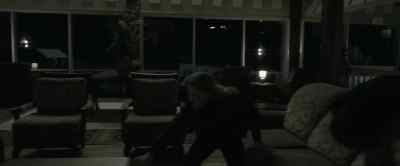 (soldiers groaning)
(dramatic music) - Alarum