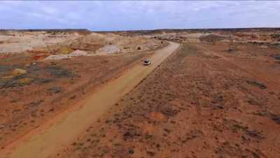 Solid, colour we're gonna find it.
I'm feeling lucky this trip. - Outback Opal Hunters