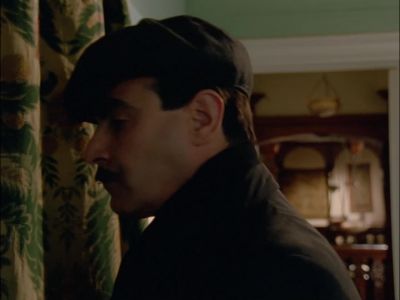 (soloist singing in Italian) - Agatha Christie's Poirot