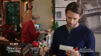 Solving some random riddle - Unlocking Christmas