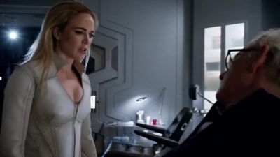 [somber music] - DC's Legends of Tomorrow