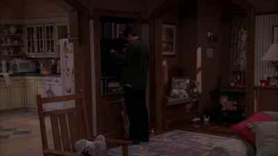 [somber piano music] - Everybody Loves Raymond