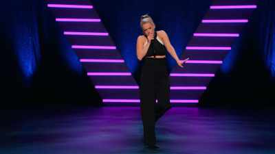 Some couples like a quiet,
spiritual ceremony - Iliza Shlesinger: Unveiled