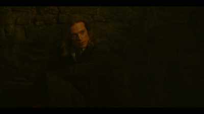 Some distance between
the happy couple. - Interview with the Vampire