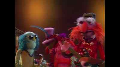 ♪ Some folks like to get away ♪ - The Muppet Show