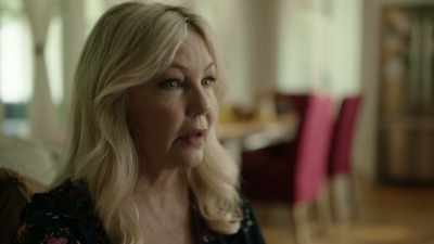 - Some hidden messiness?
- Can we just stop for a second? - Don't Sweat the Small Stuff: The Kristine Carlson Story
