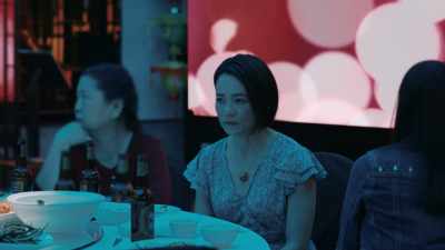 Some people can't hold their karaoke,
am I right? - American Born Chinese