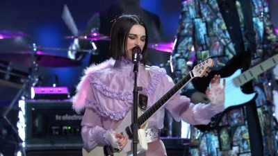 ♪ Some people want to die - Let's Go Crazy: The Grammy Salute to Prince