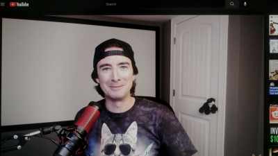 Some people won't even tuneinto
the stream right now - Diamond Hands: The Legend of WallStreetBets