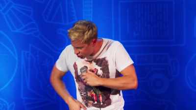 "Some shitty pants here.
It says ‘Russell Joseph Howard.' - Russell Howard: Recalibrate