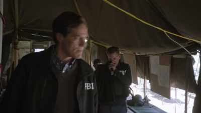 Somebody cut the line. Over.
Cut the line! - Waco