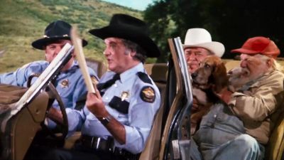 Somebody done scuffed my vehicle - The Dukes of Hazzard