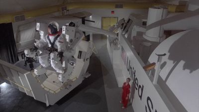 Somebody get me down from here or I'm gonna be sick - SpaceCamp