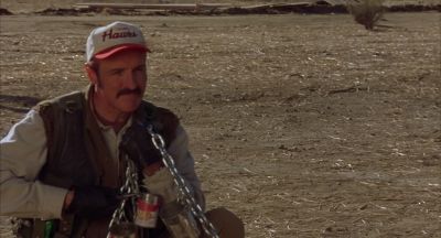 Somebody gettin' married - Tremors 3: Back to Perfection