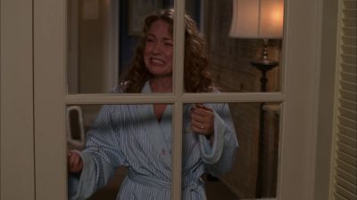 Somebody, please! - Medium