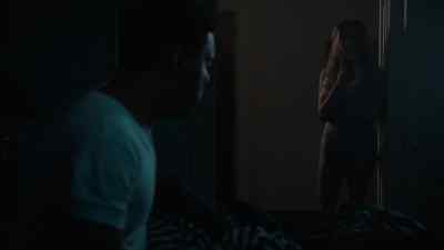 Somebody texted Deion's name. - Scream: The TV Series