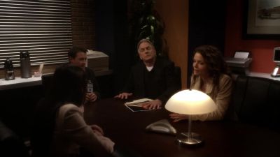 Somebody's
following you. - NCIS
