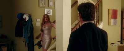-Somebody's gonna
hurt themselves.
-Karen! - Keeping Up with the Joneses